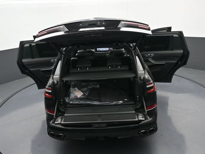 2025 BMW X7 M60i
