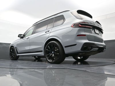 2023 BMW X7 M60i
