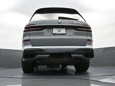 2023 BMW X7 M60i