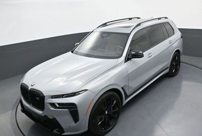 2023 BMW X7 M60i