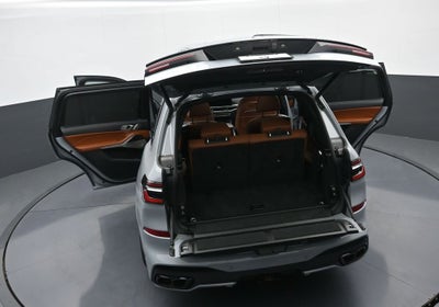 2023 BMW X7 M60i