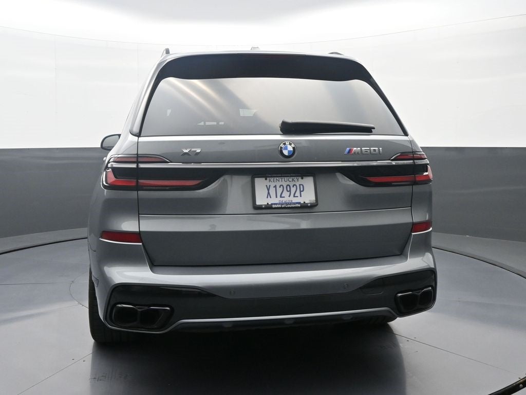 2025 BMW X7 M60i