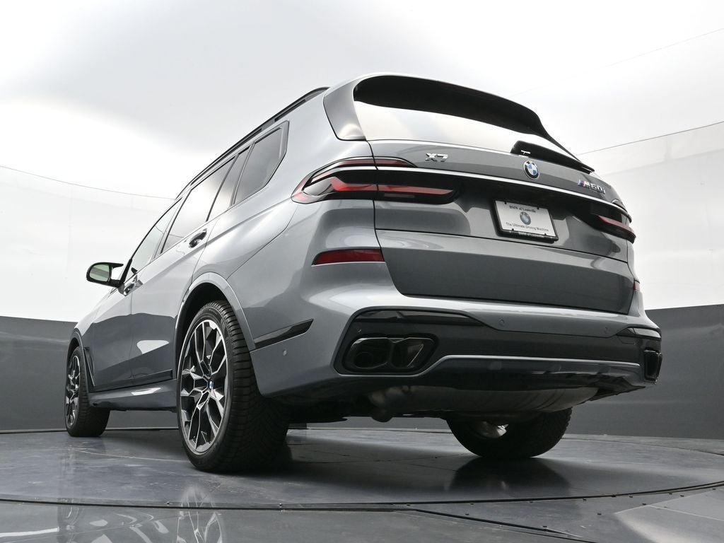 2025 BMW X7 M60i