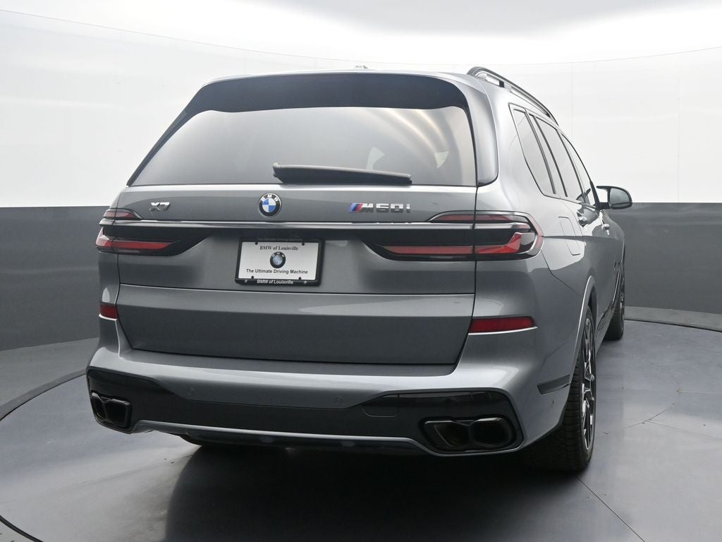2025 BMW X7 M60i