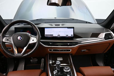 2025 BMW X7 ALPINA XB7