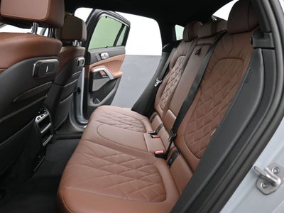 2025 BMW X6 M60i