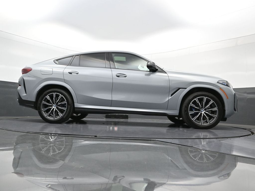 2025 BMW X6 M60i