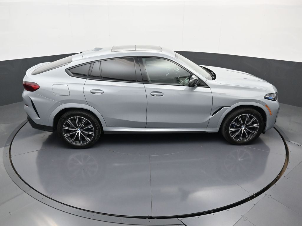 2025 BMW X6 M60i