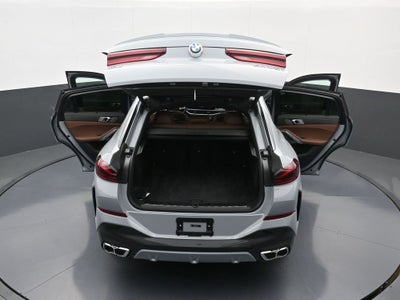 2025 BMW X6 M60i