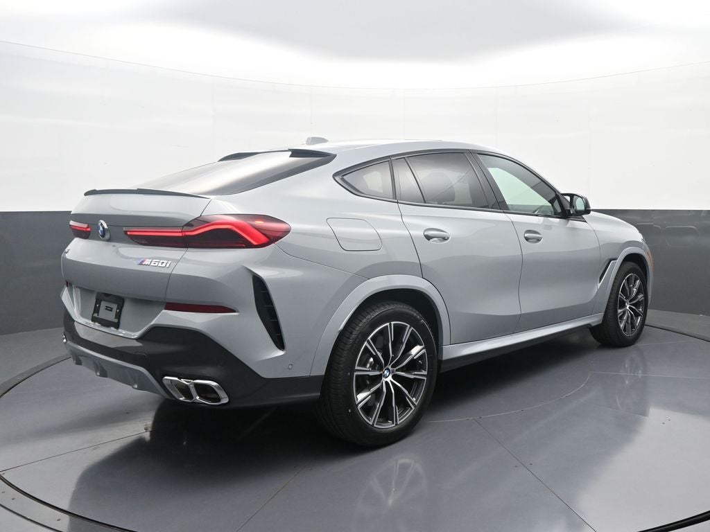 2025 BMW X6 M60i