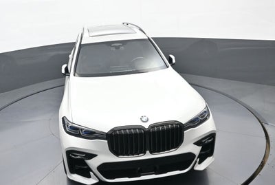 2022 BMW X7 M50i
