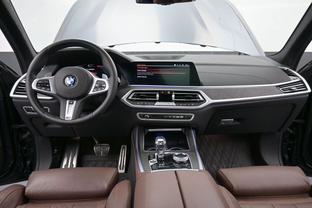 2022 BMW X7 M50i