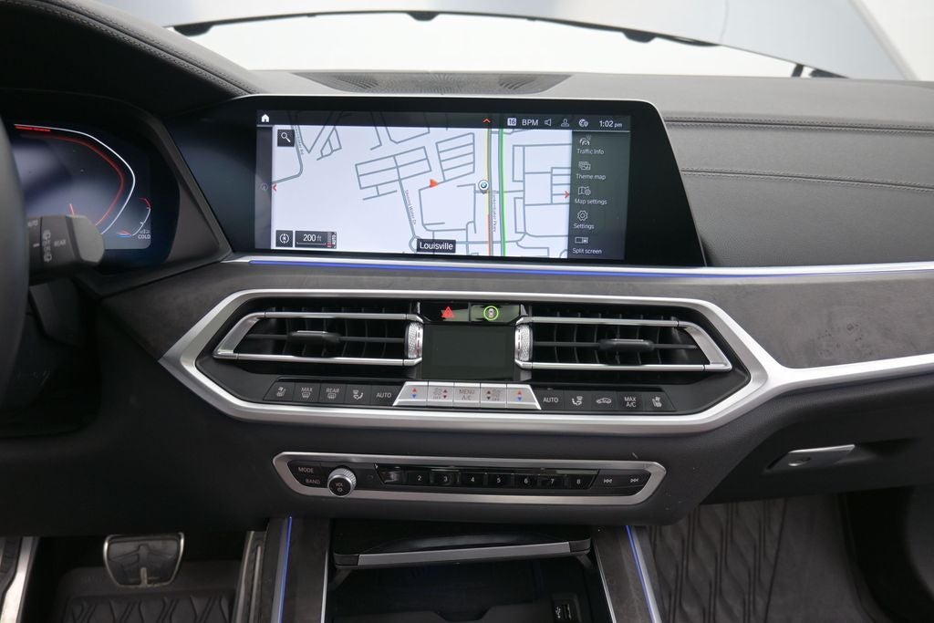 2022 BMW X7 M50i