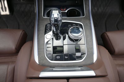 2022 BMW X7 M50i