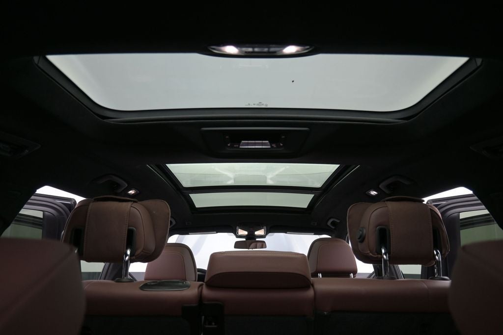 2022 BMW X7 M50i