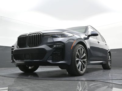 2022 BMW X7 M50i