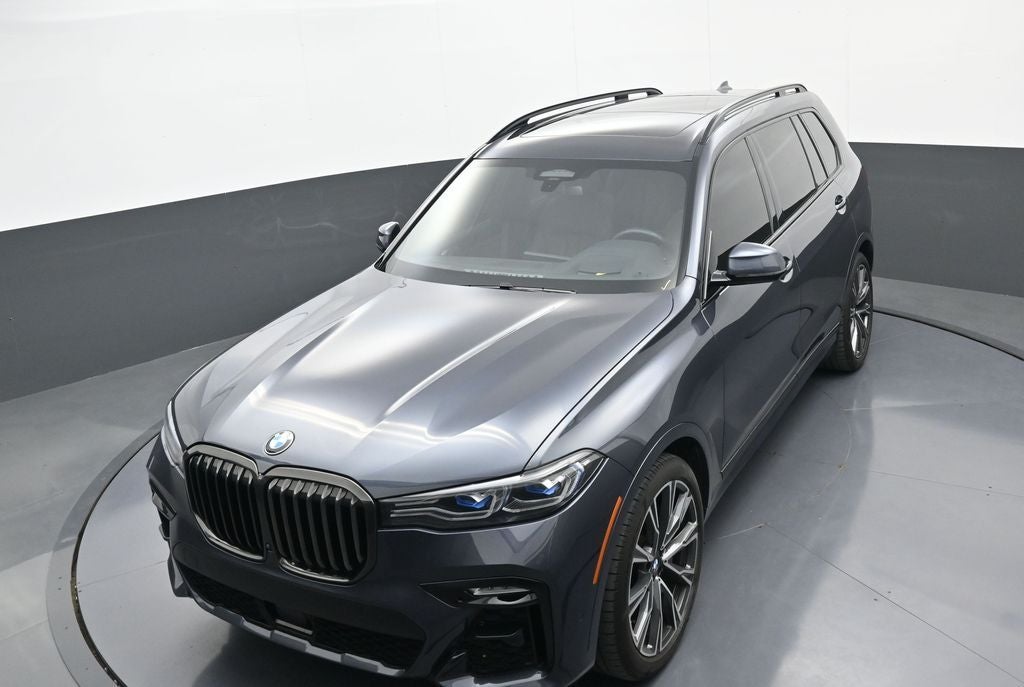 2022 BMW X7 M50i