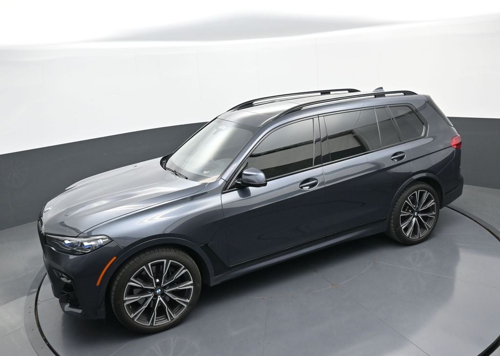 2022 BMW X7 M50i