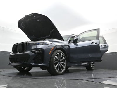 2022 BMW X7 M50i