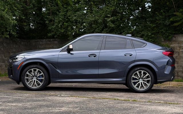 2022 BMW X6 M50i