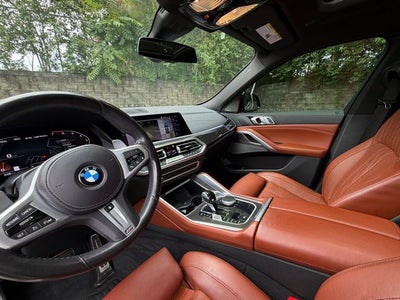 2022 BMW X6 M50i