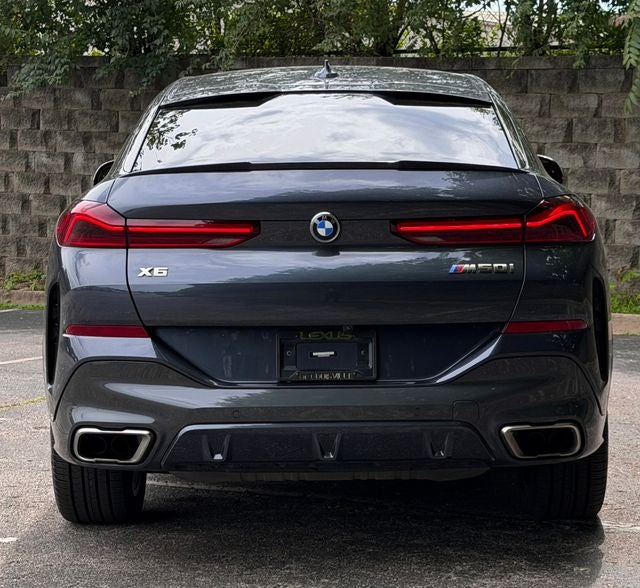 2022 BMW X6 M50i