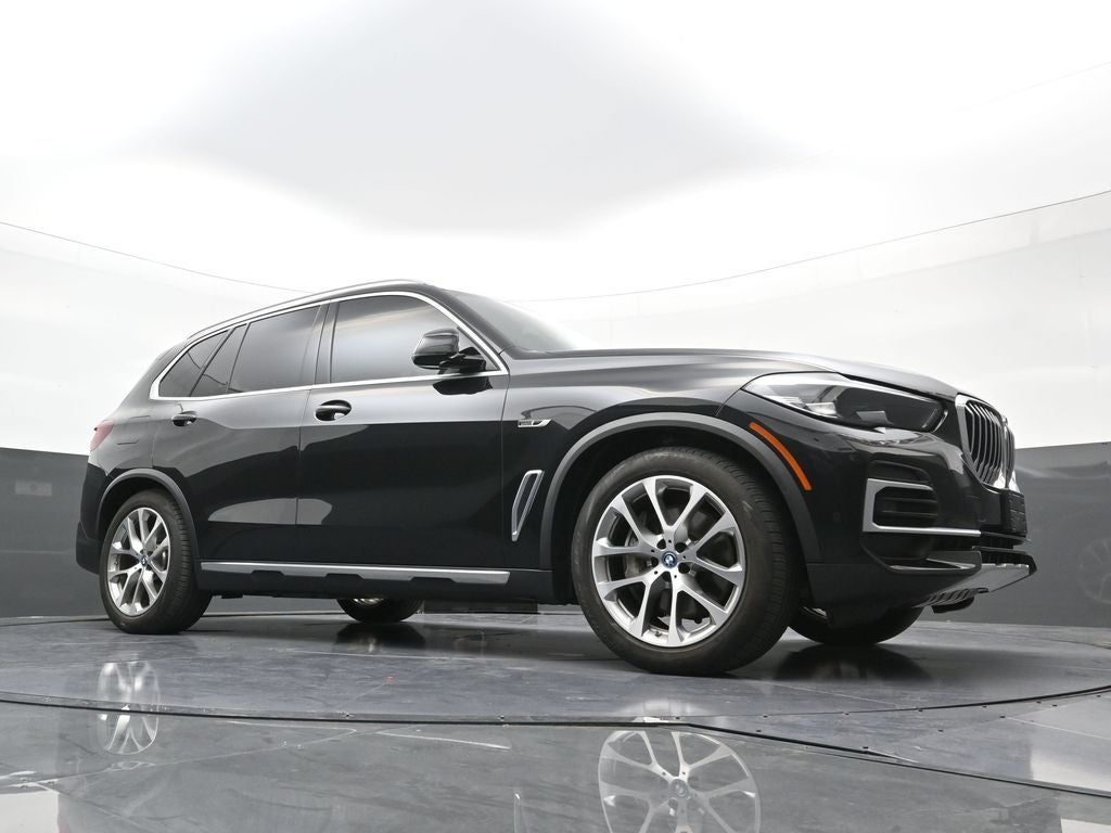2023 BMW X5 xDrive45e