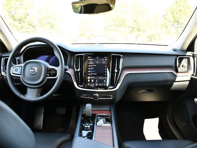 2023 Volvo S60 Ultimate