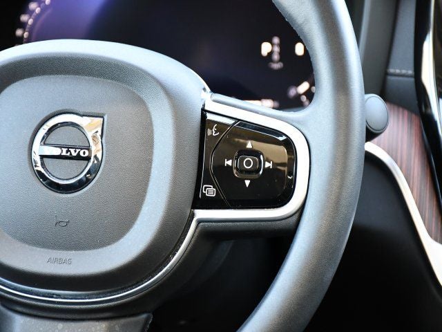 2023 Volvo S60 Ultimate