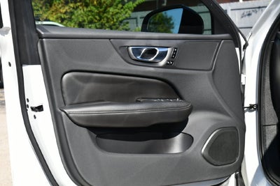 2023 Volvo S60 B5 Plus Black Edition