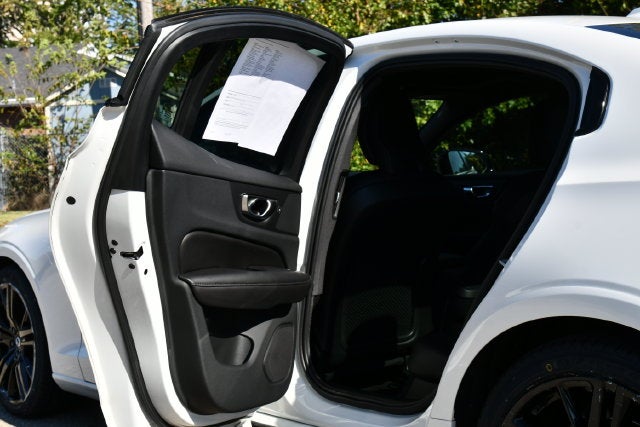 2023 Volvo S60 B5 Plus Black Edition