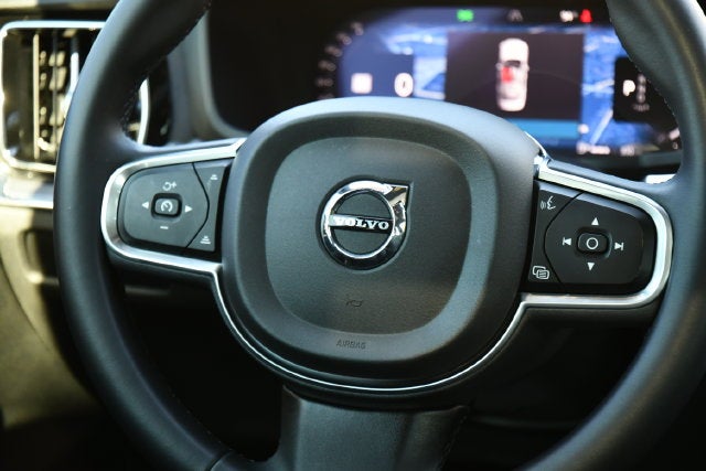 2023 Volvo S60 B5 Plus Black Edition