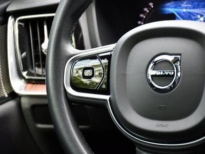 2023 Volvo S60 B5 Plus Black Edition