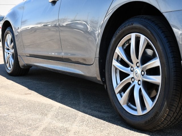 2017 INFINITI Q70 3.7X