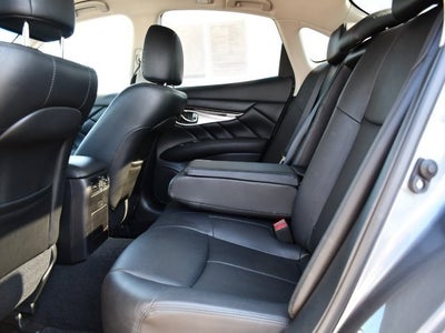 2017 INFINITI Q70 3.7X