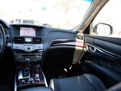 2017 INFINITI Q70 3.7X