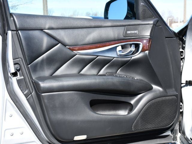 2019 INFINITI Q70 3.7X