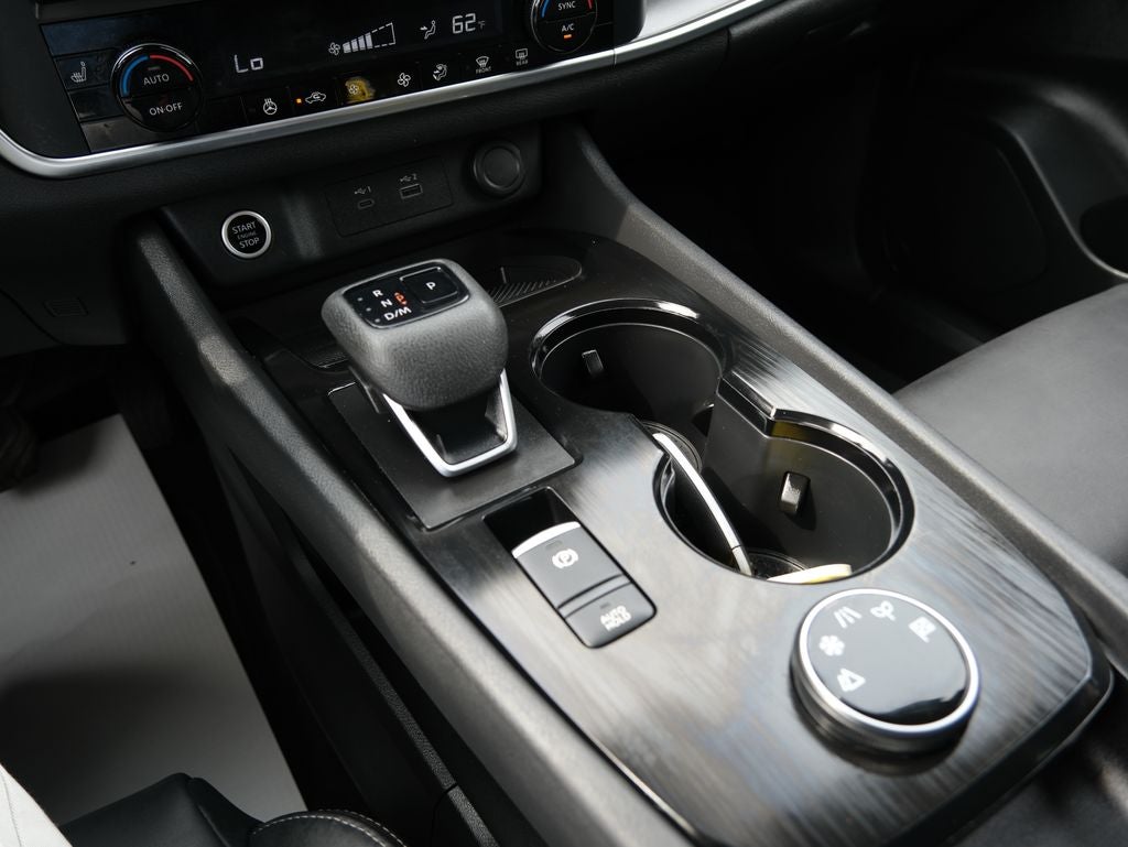 2023 Nissan Rogue SV Midnight