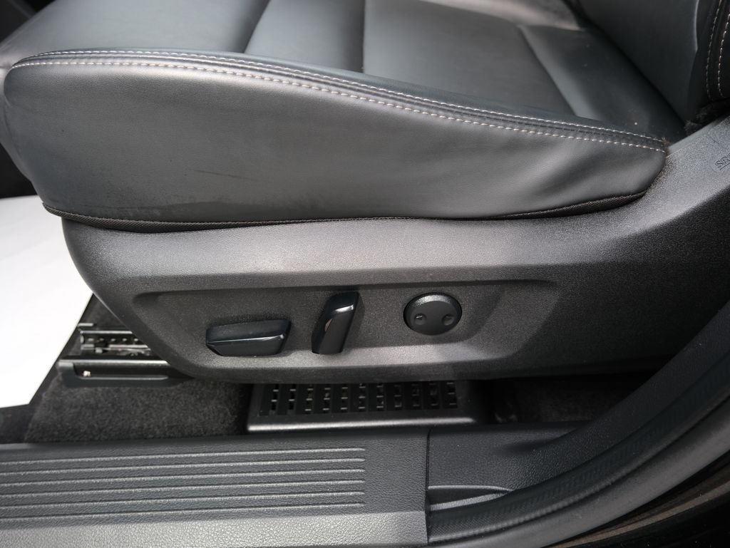 2023 Nissan Rogue SV Midnight
