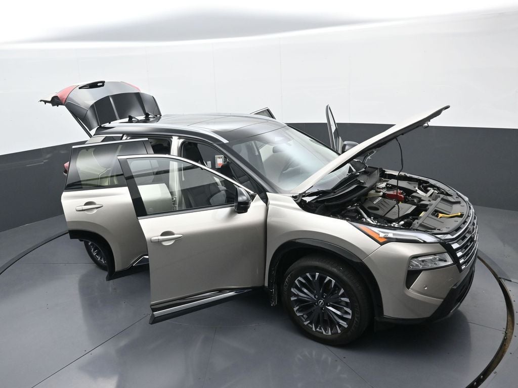 2025 Nissan Rogue Platinum
