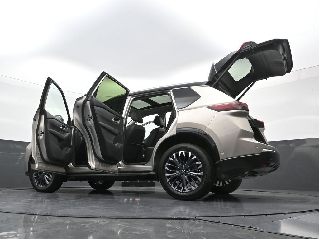 2025 Nissan Rogue Platinum