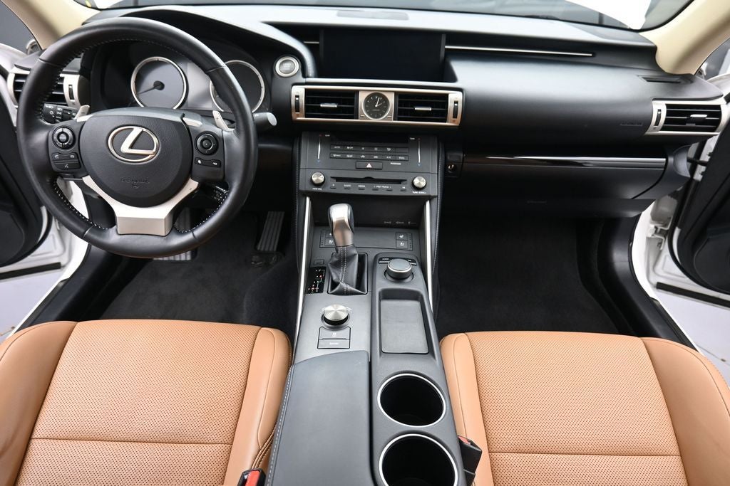 2016 Lexus IS 300