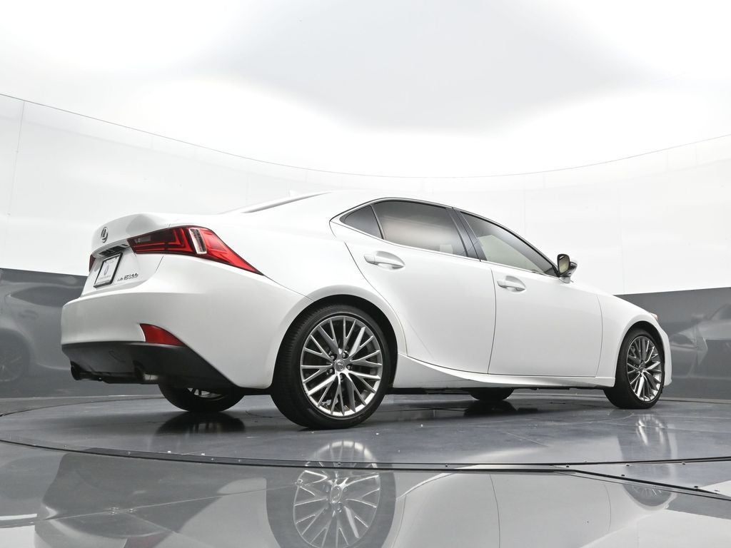 2016 Lexus IS 300