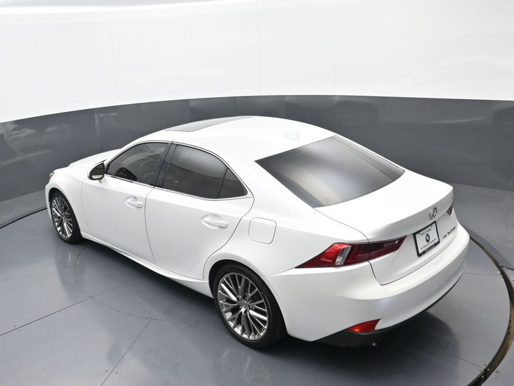 2016 Lexus IS 300
