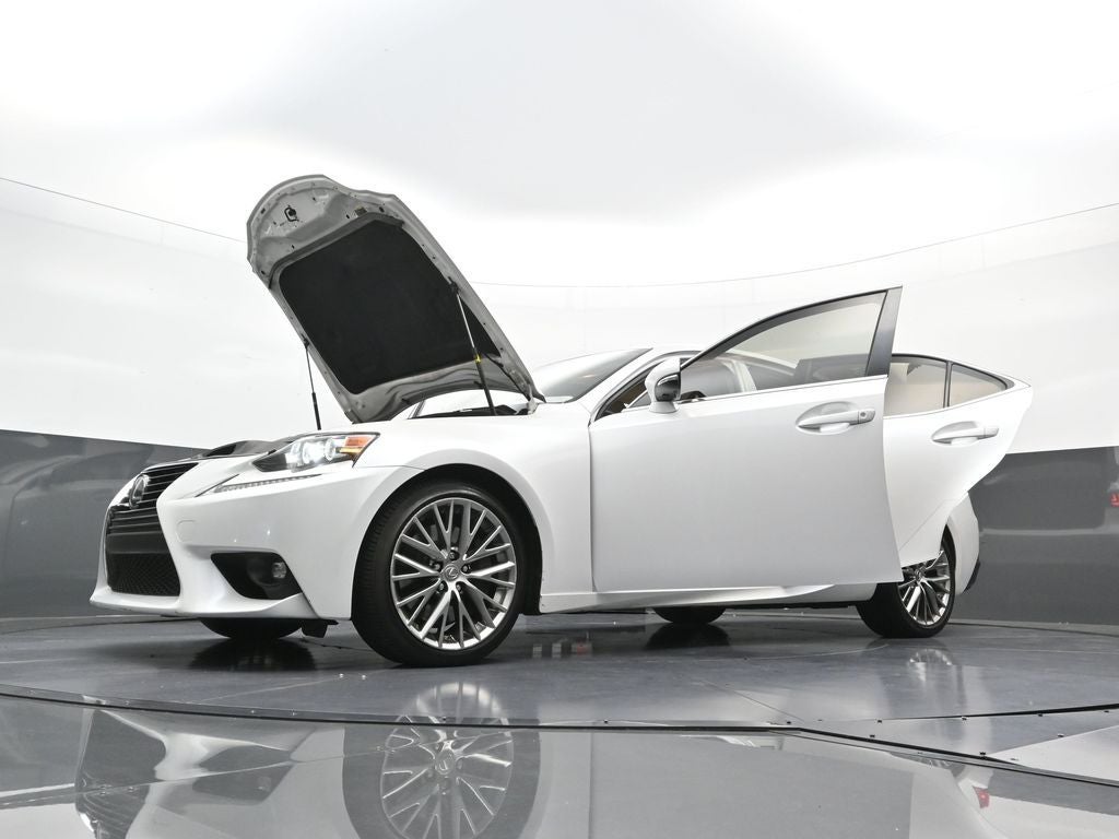 2016 Lexus IS 300