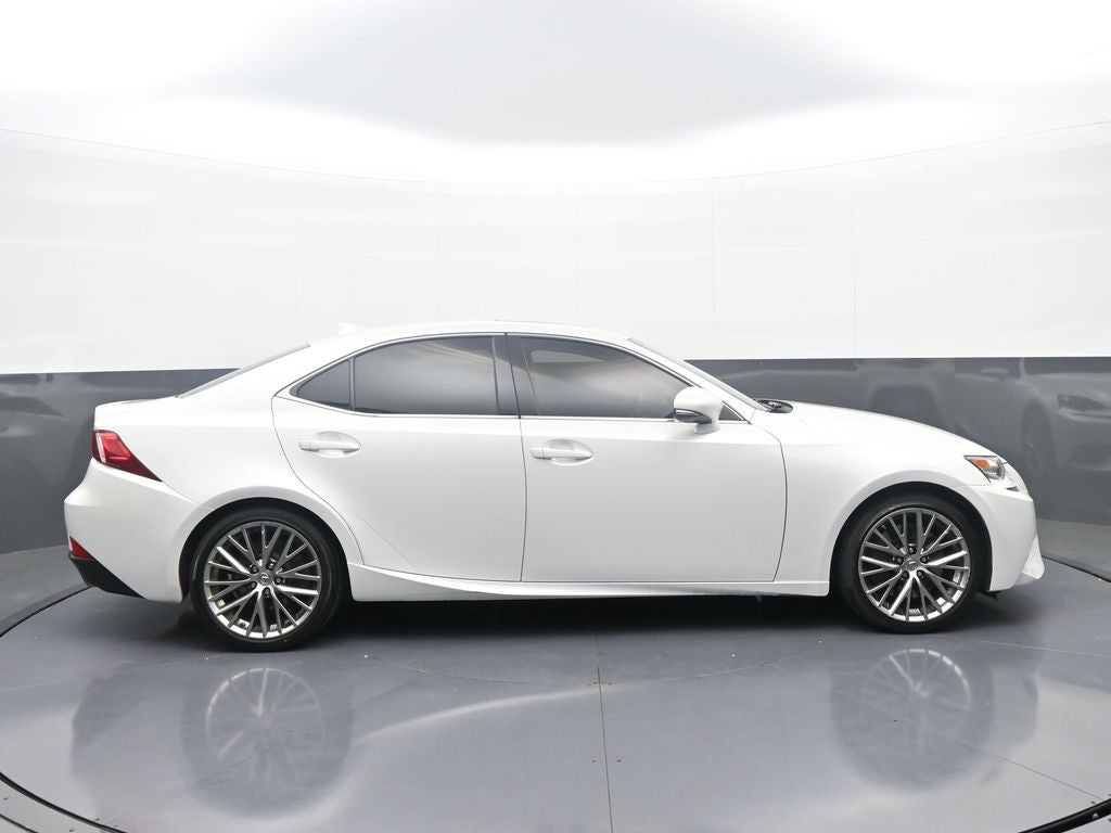 2016 Lexus IS 300