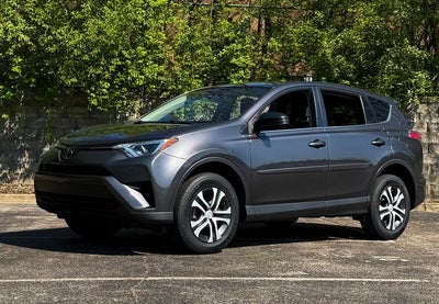 2018 Toyota RAV4 LE