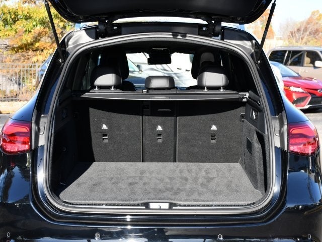 2025 Mercedes-Benz GLC GLC 300