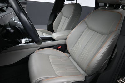 2024 Audi Q8 e-tron Prestige
