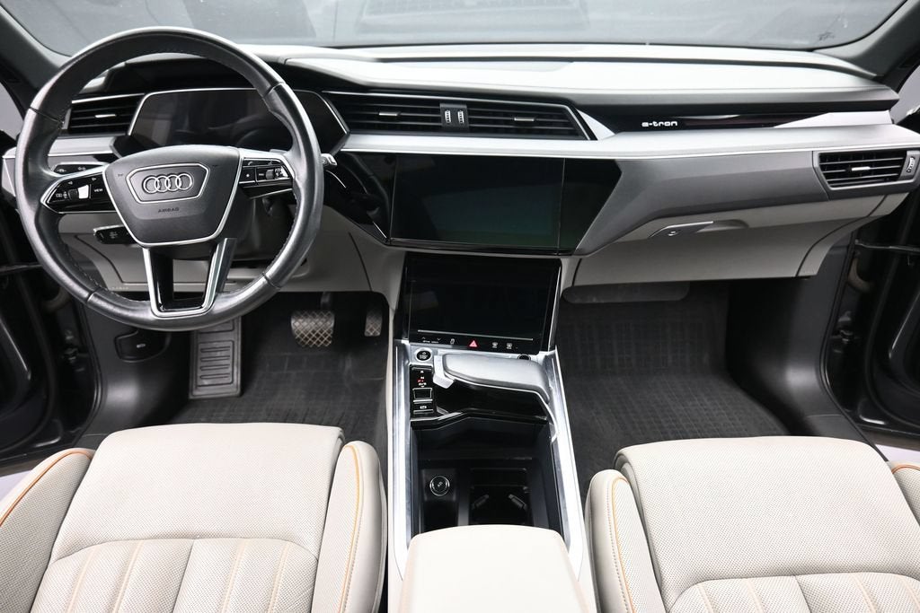 2024 Audi Q8 e-tron Prestige